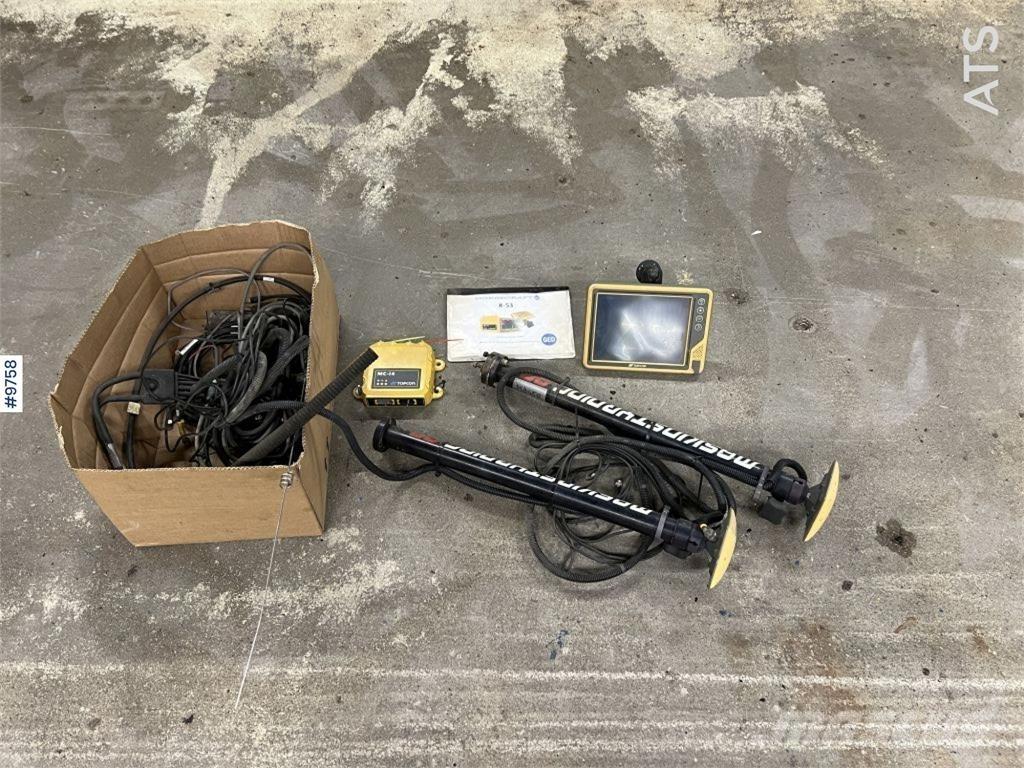 Topcon X-53 Pelle rétro arrière