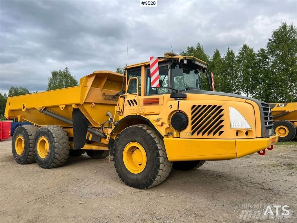Volvo A25D Tombereau articulé