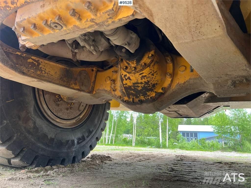 Volvo A25D Tombereau articulé