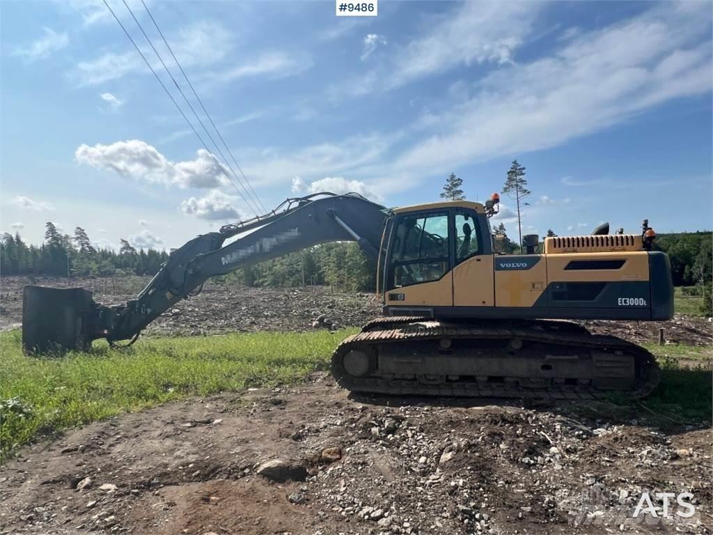 Volvo EC300DL Pelle sur chenilles