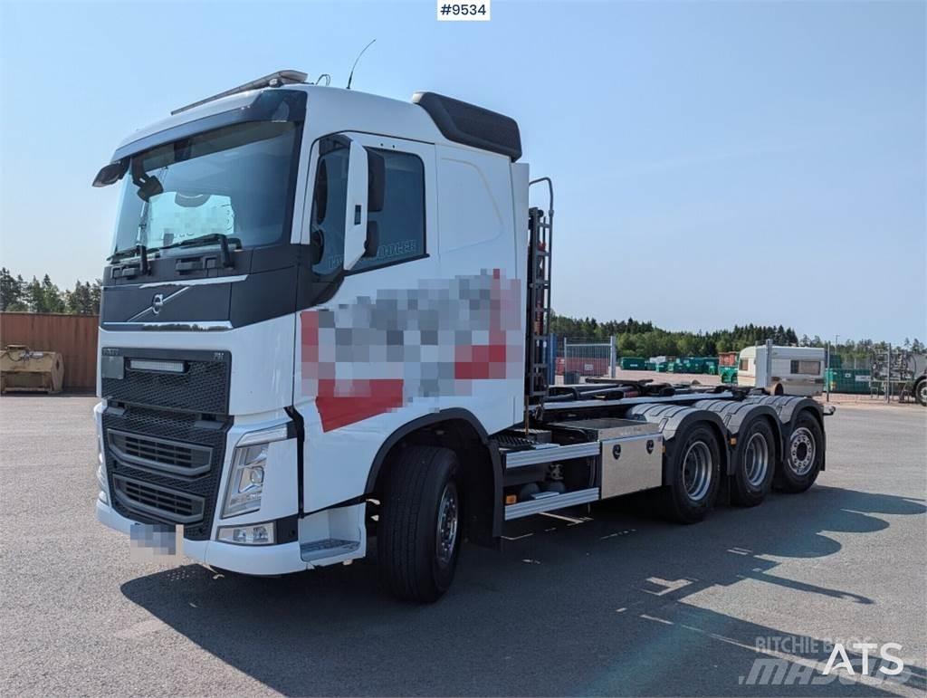 Volvo FH 84TR Camion ampliroll