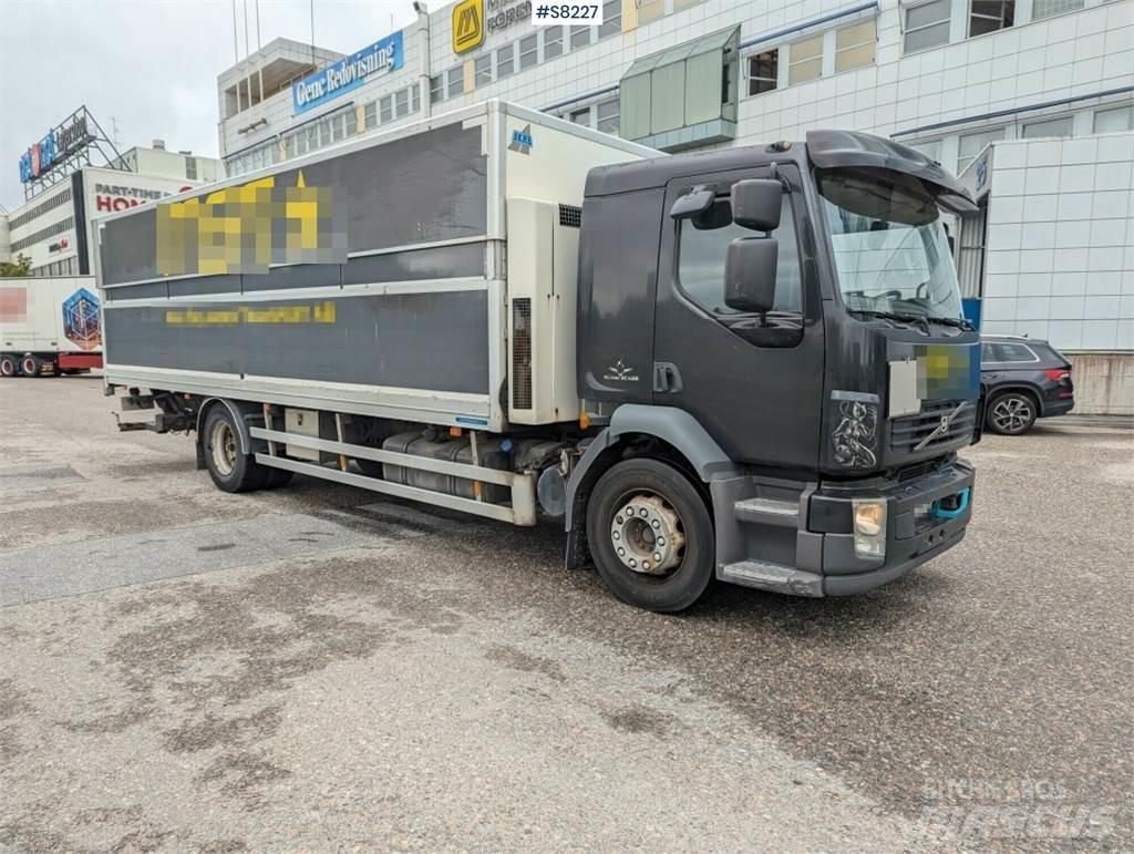 Volvo FL Camion Fourgon