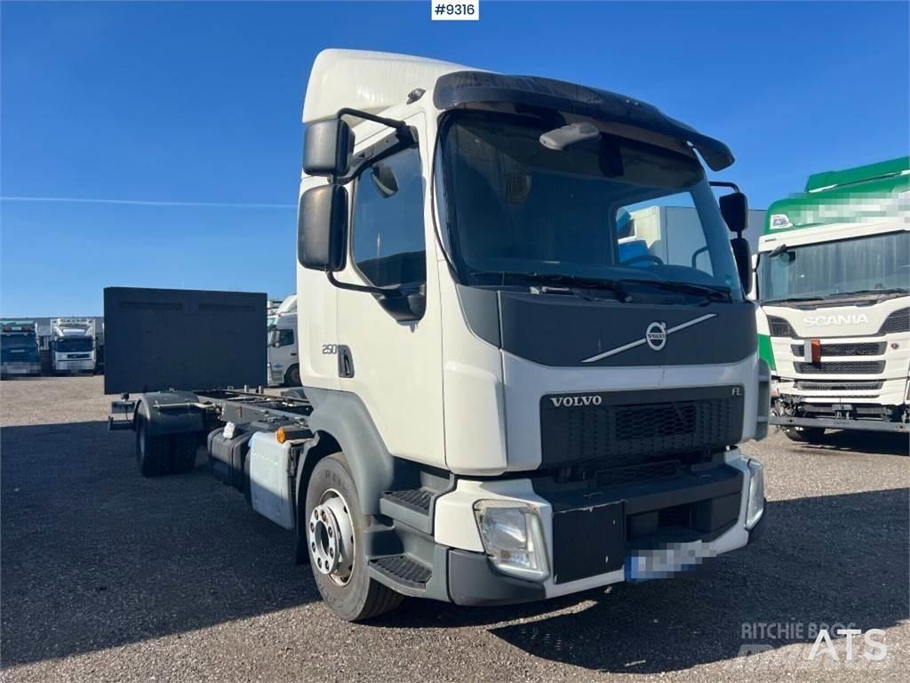 Volvo FL250 Châssis cabine