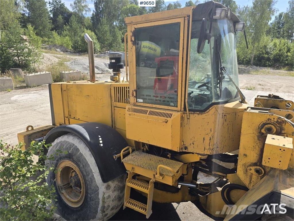 Volvo L120 Bouteurs sur roues