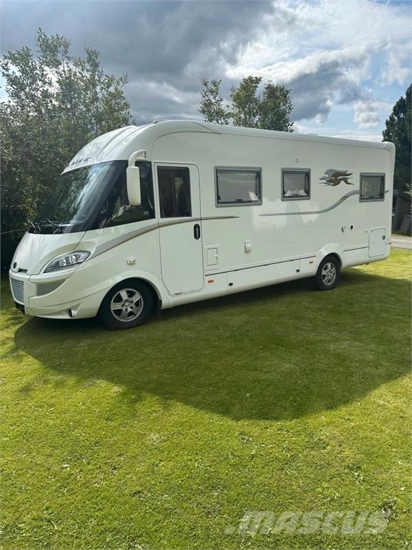  Campingbil Mobil home / Caravane