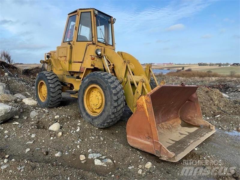 CAT 920 Chargeuse sur pneus