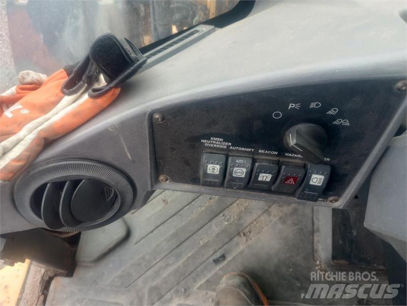 CAT 930 G Chargeuse sur pneus