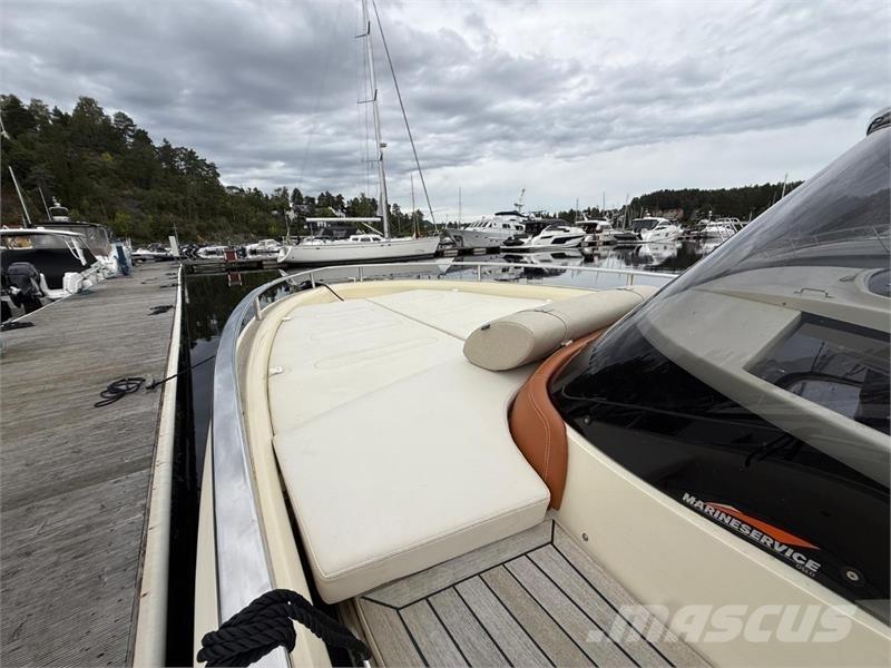  GT280S Bateaux de travail, barges et pontons