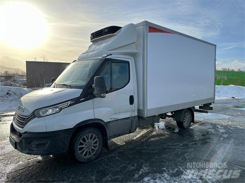 Iveco Daily Voiture