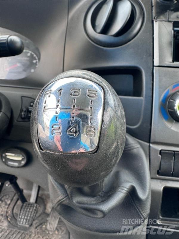 Iveco Daily Voiture