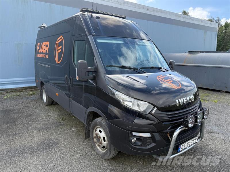 Iveco Daily Voiture