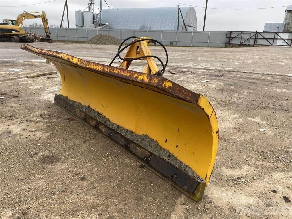  Bassi 2.70 m Chasse neige