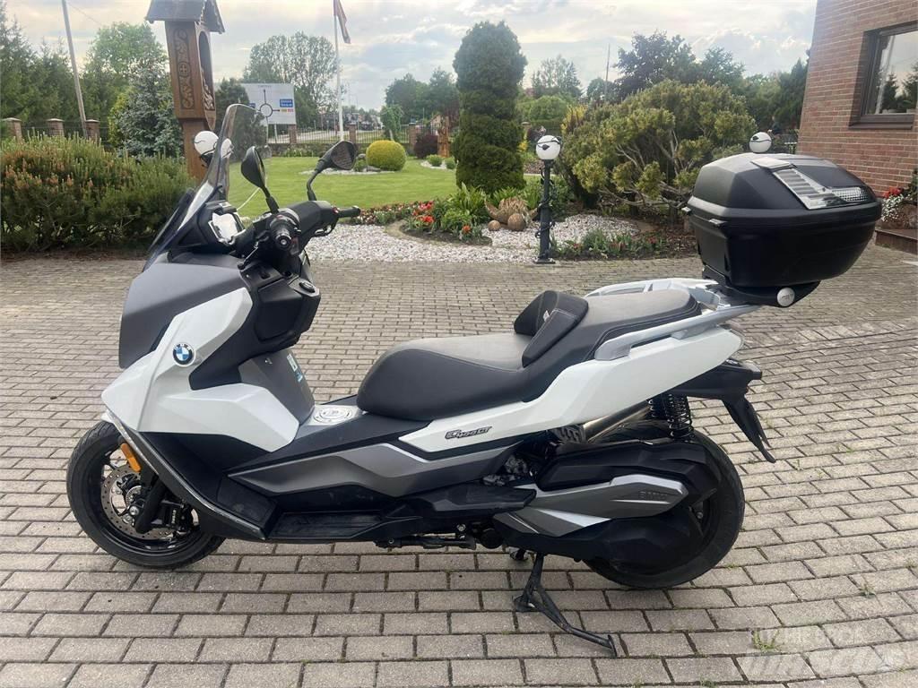 BMW  Quad