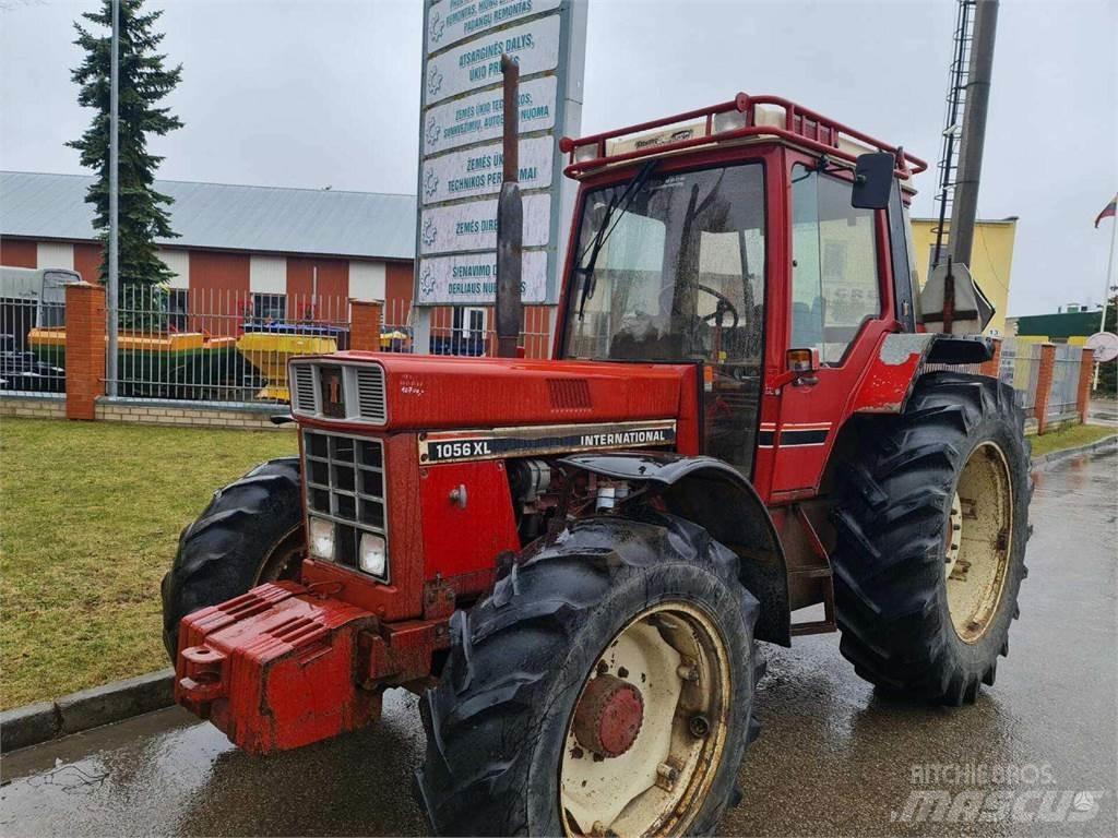 Case IH 1056 XL Tracteur