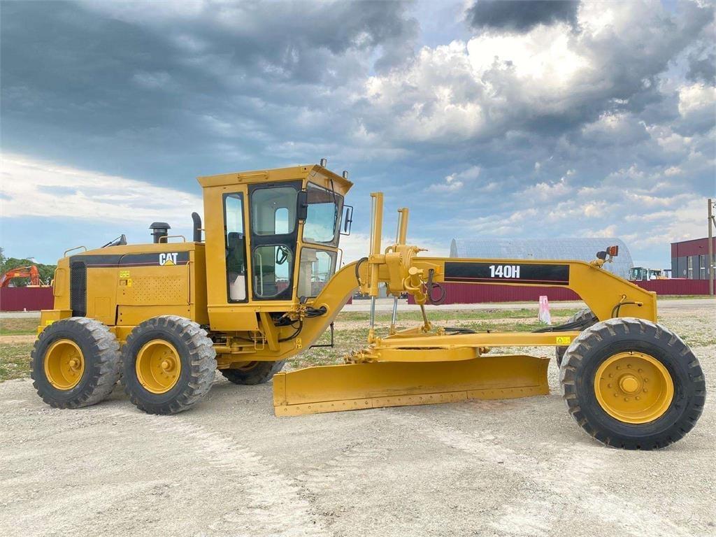 CAT 140 H Niveleuse