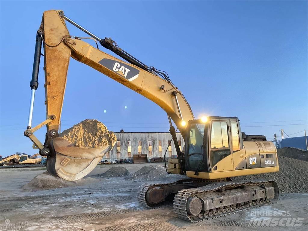 CAT 323 DLN Pelle sur chenilles