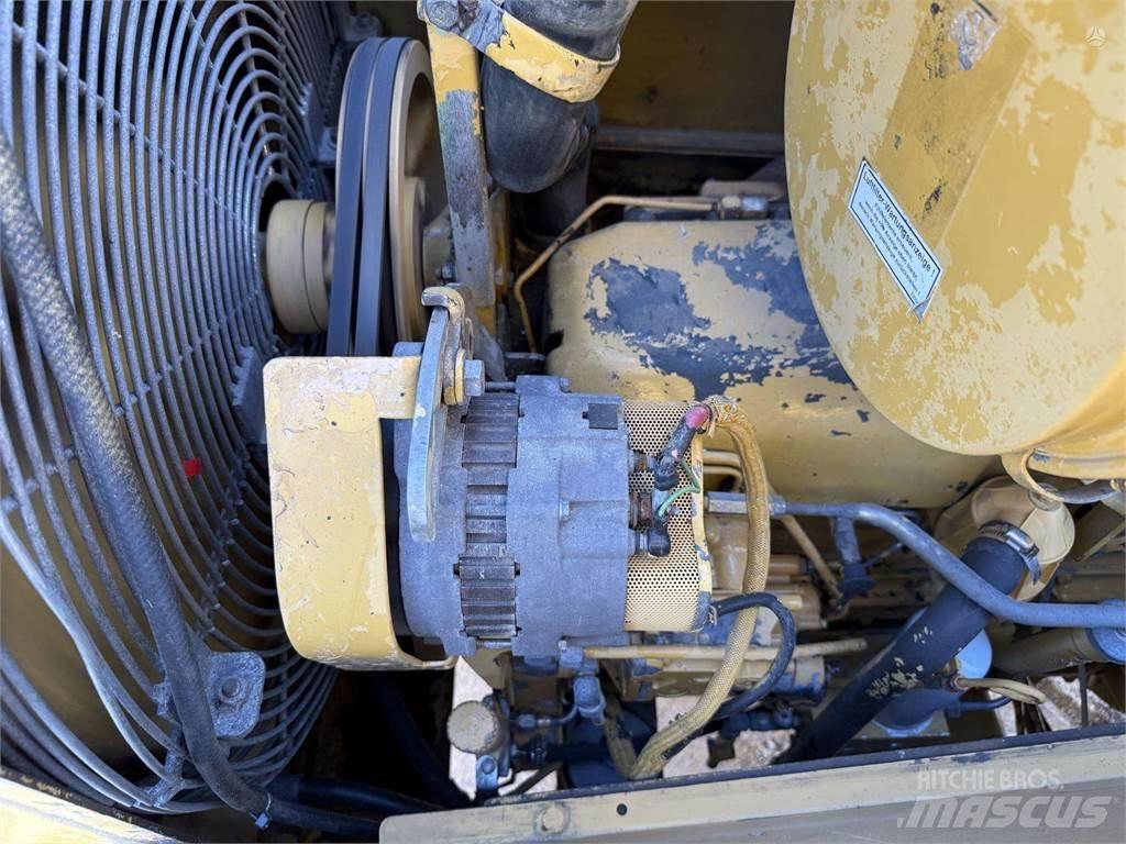 CAT D6M LGP Bouteurs sur chenilles