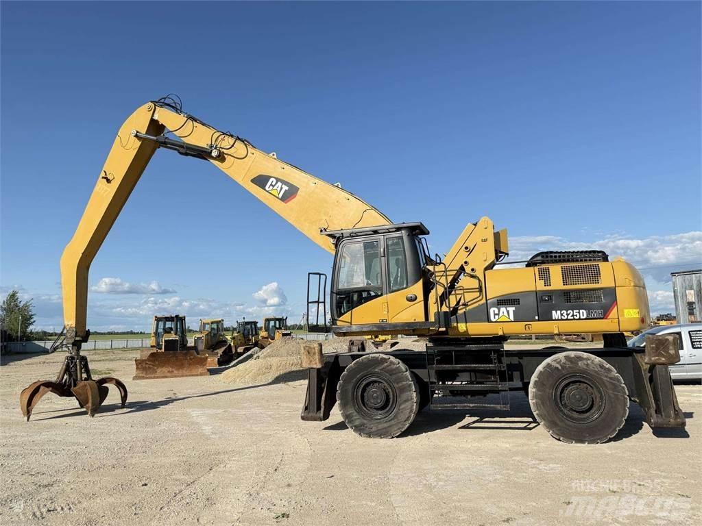 CAT M 325 DLMH Pelle sur pneus