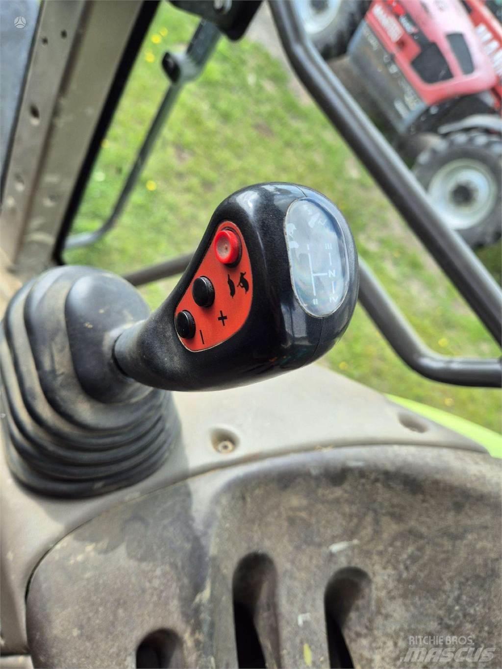 CLAAS ARES 696 RZ Tracteur