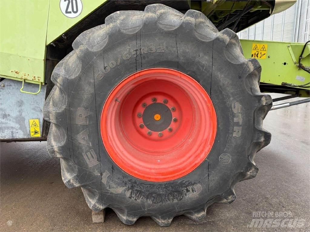 CLAAS LEXION 460 Moissonneuse batteuse