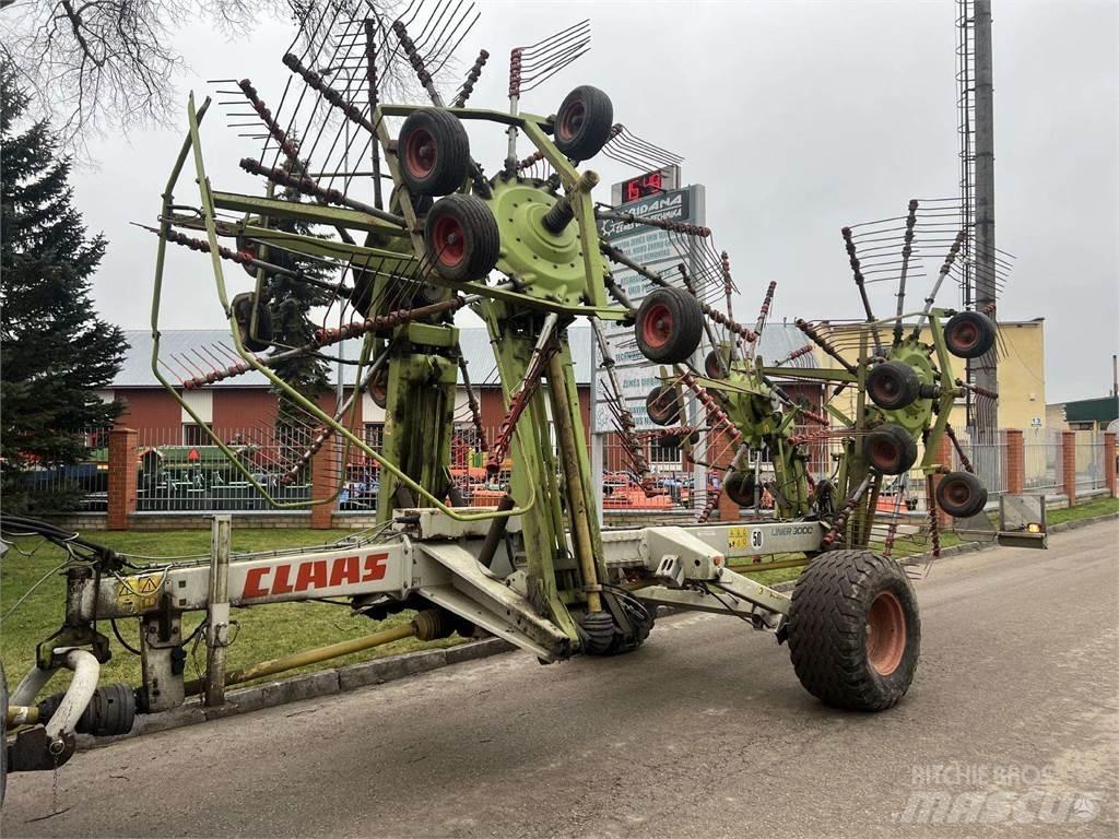 CLAAS Liner 3000 Rateau faneur