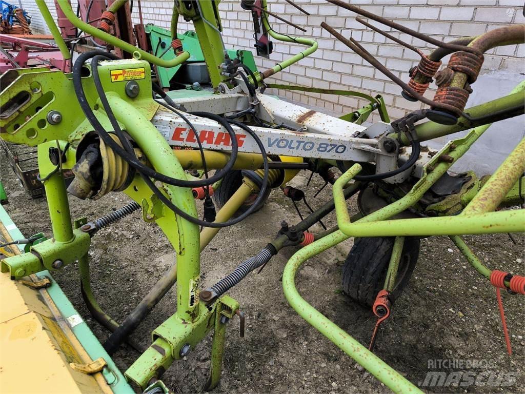 CLAAS VOLTO 870 Rateau faneur