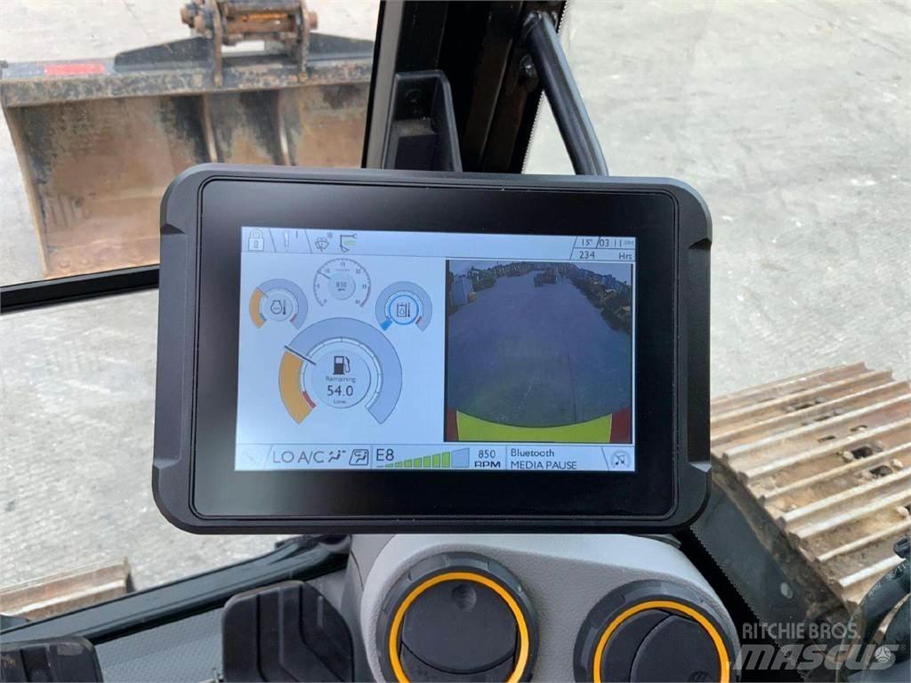 JCB 131X LC Pelle sur chenilles