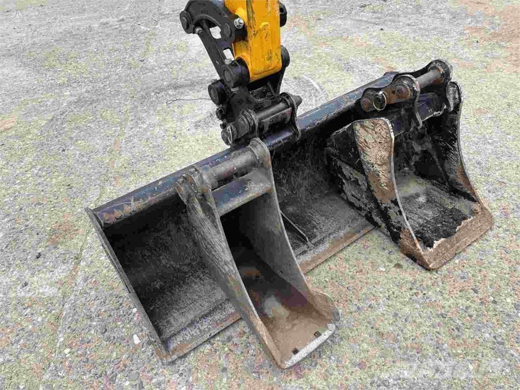 JCB 16C-1 Mini pelle < 7t