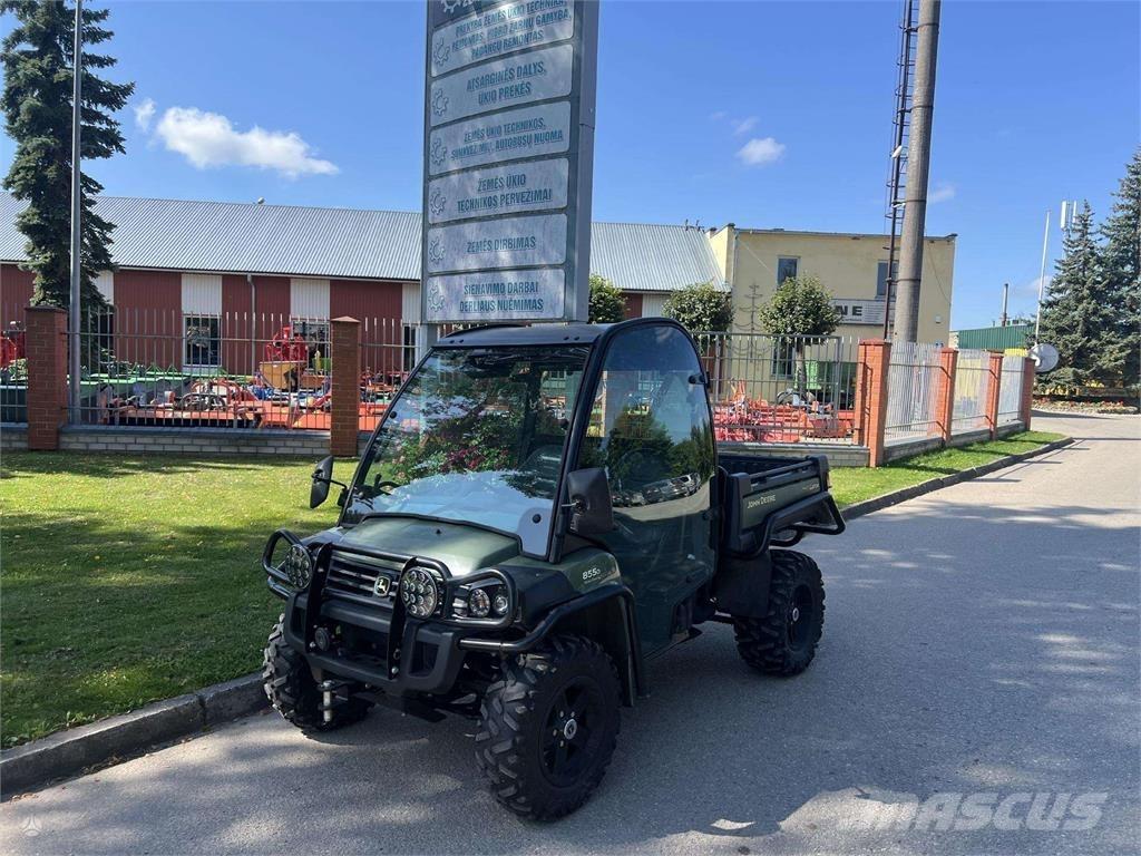 John Deere  Quad