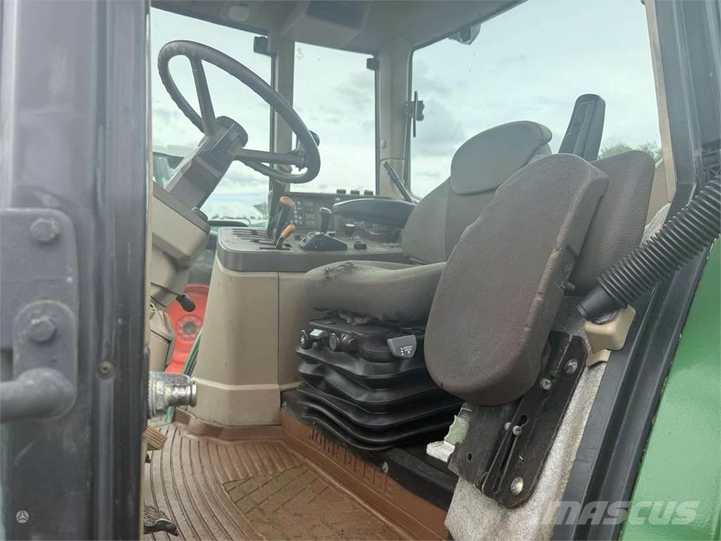 John Deere 6210 Tracteur