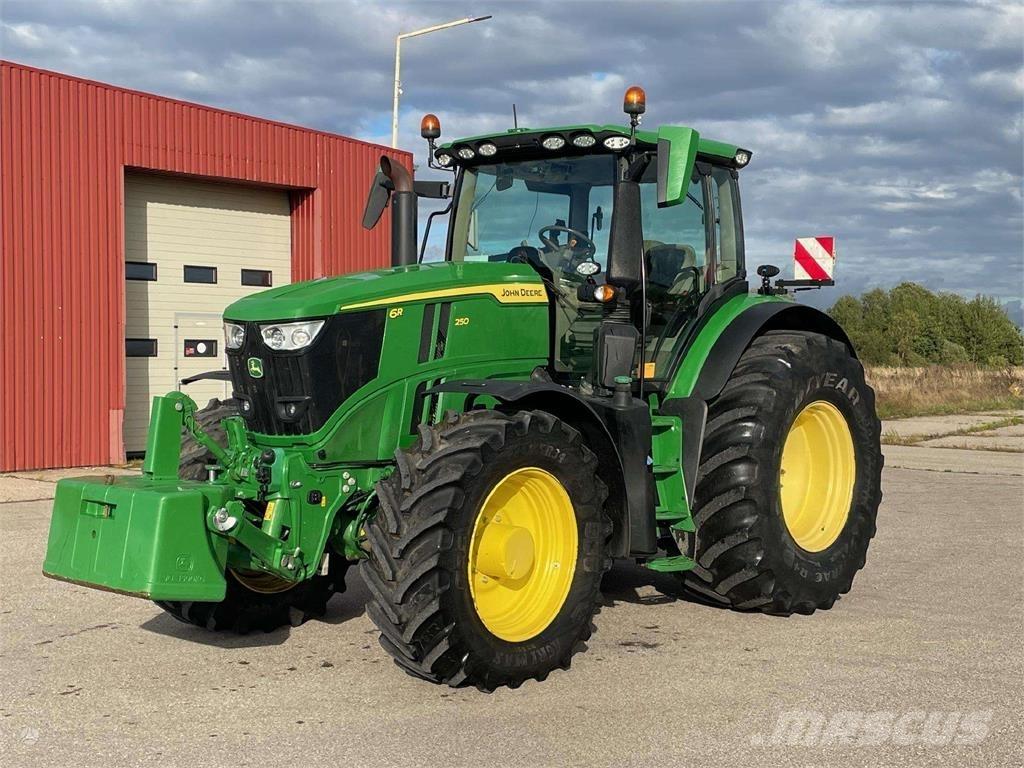John Deere 6R 250 Tracteur