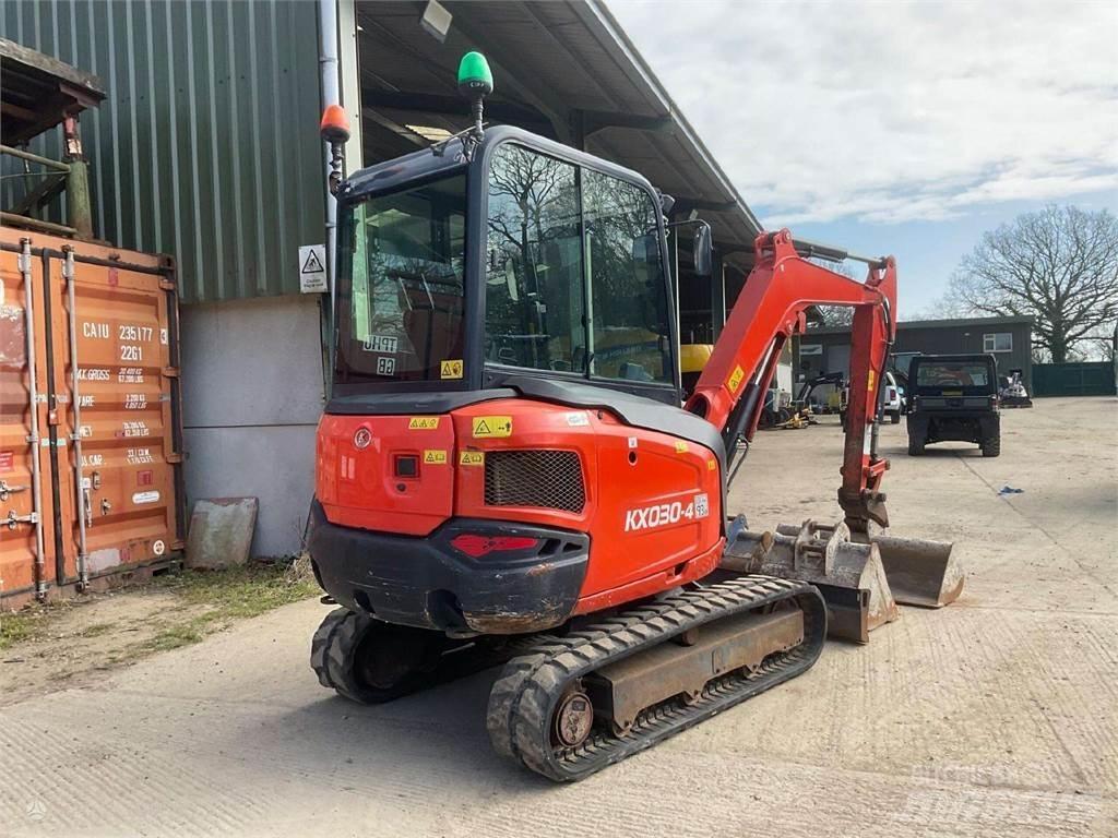 Kubota KX030-4 Mini pelle < 7t