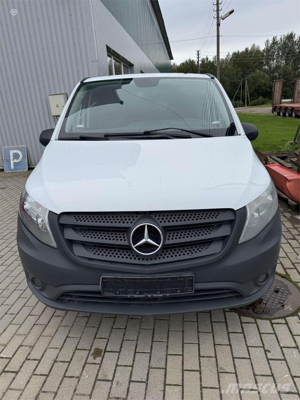 Mercedes-Benz  Voiture