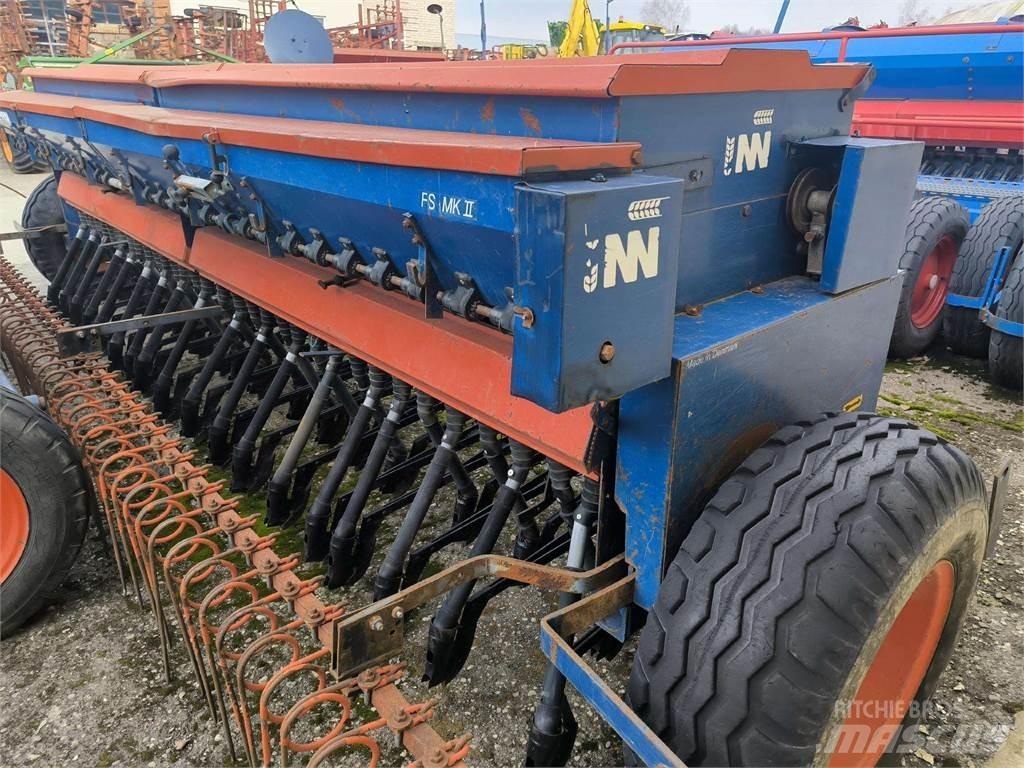 Nordsten CLF 400 Semoir
