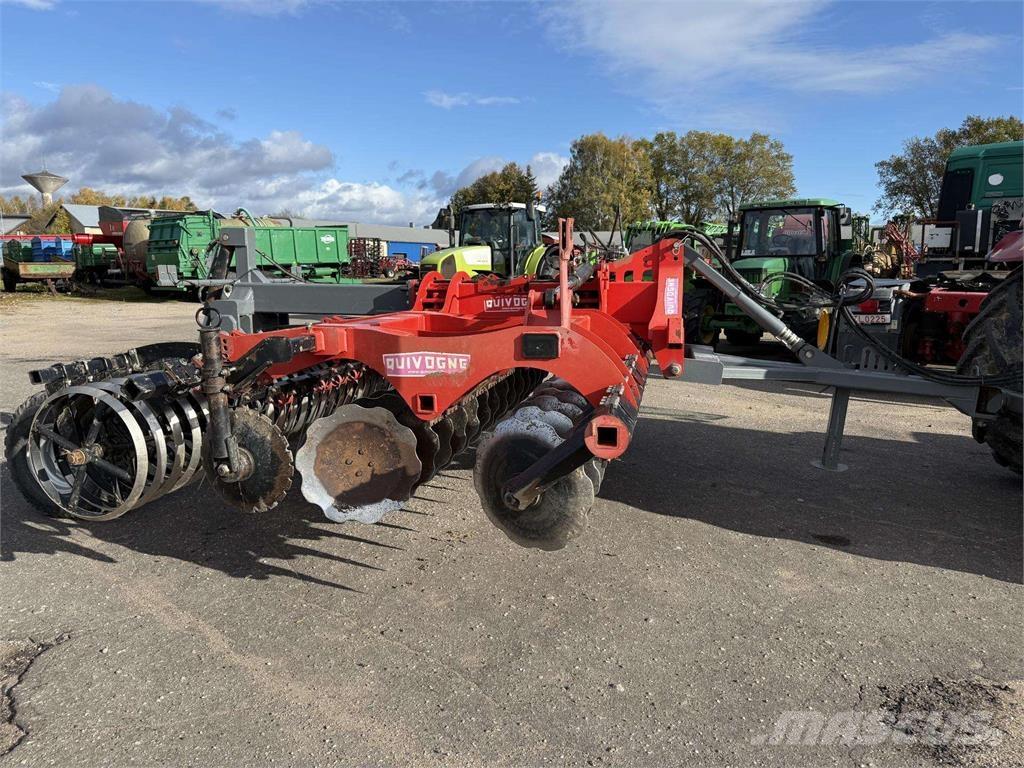 Quivogne 400 Vibroculteur