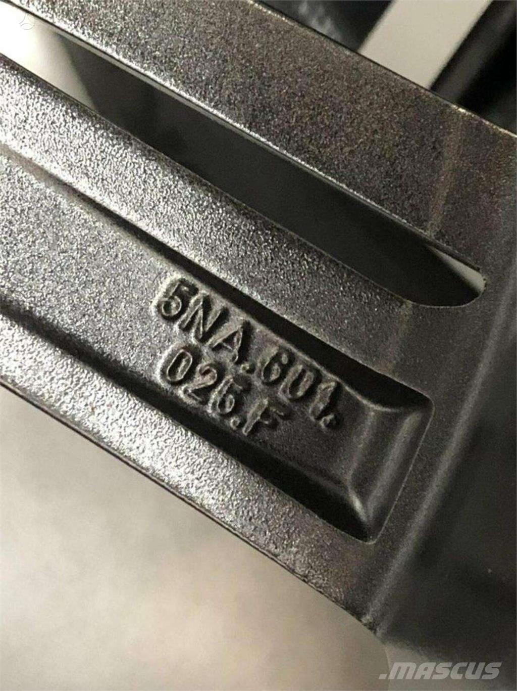 Volkswagen  Pneus, roues et jantes