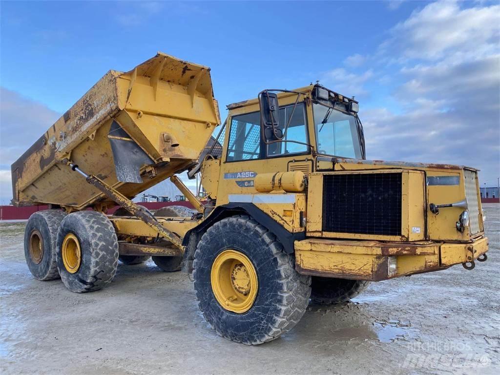 Volvo A25C , Nr.4 Tombereau articulé