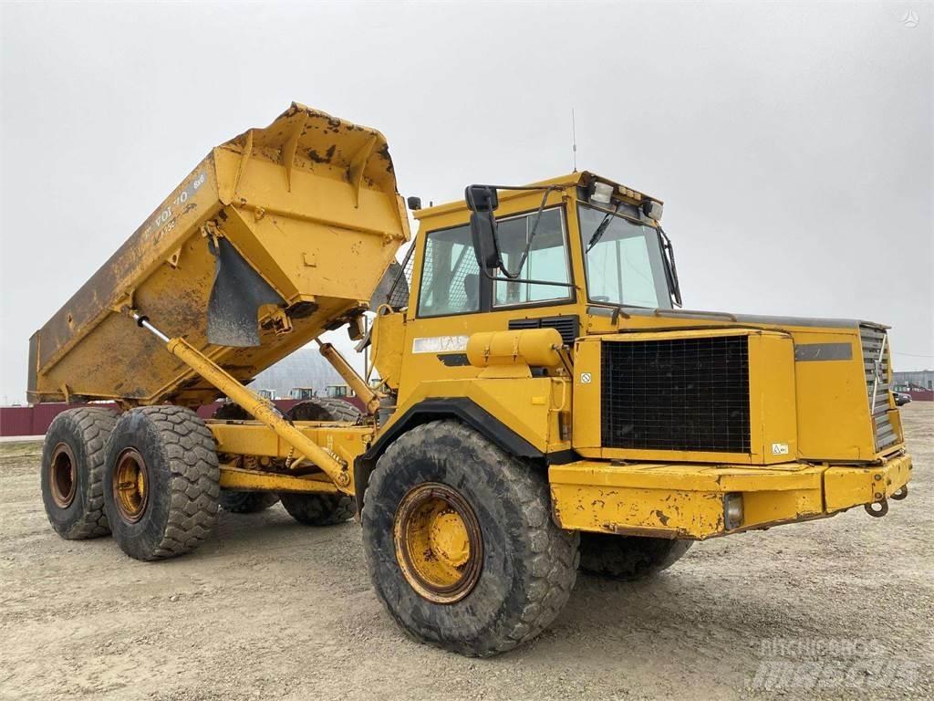 Volvo A25C , Nr.6 Tombereau articulé