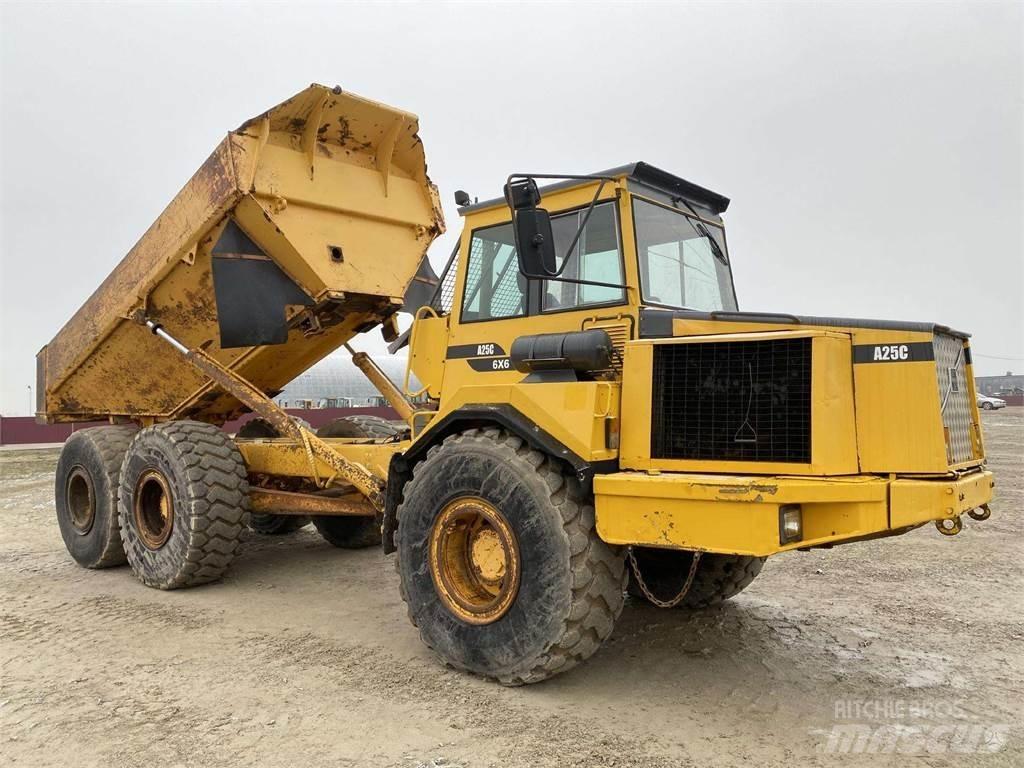 Volvo A25C , Nr.7 Tombereau articulé