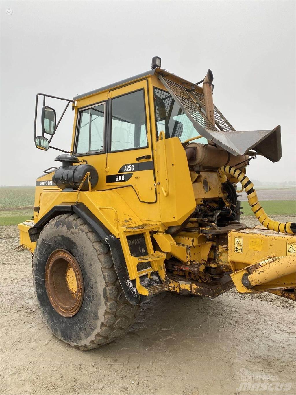 Volvo A25C , Nr.7 Tombereau articulé