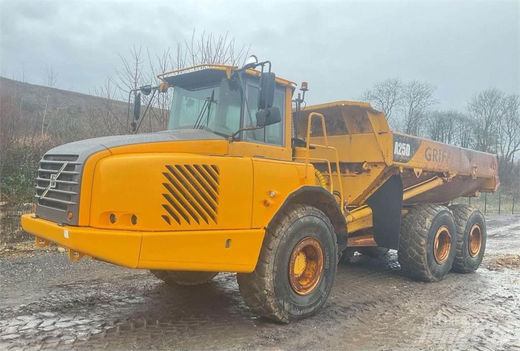 Volvo A25D Tombereau articulé