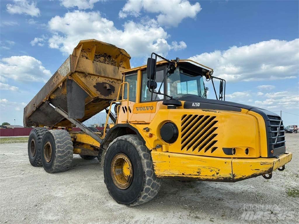 Volvo A25D Tombereau articulé