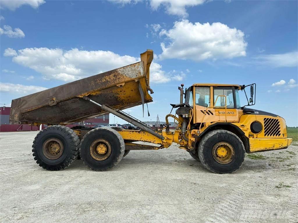 Volvo A25D Tombereau articulé