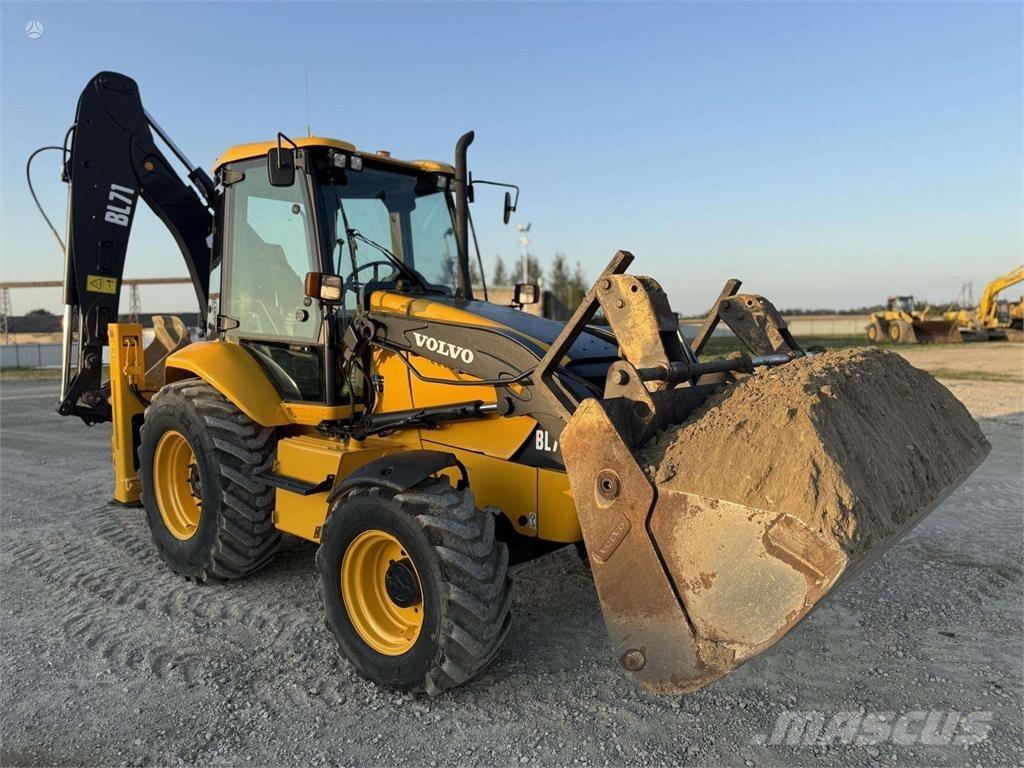 Volvo BL 71 Tractopelle