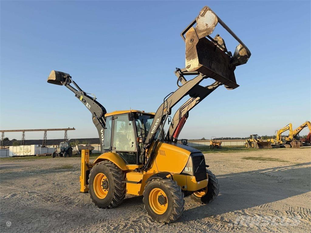 Volvo BL 71 Tractopelle