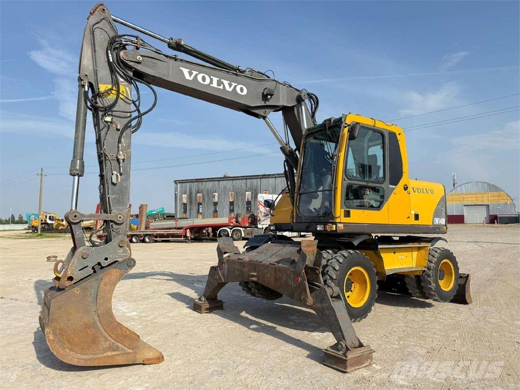 Volvo EW 140 B Pelle sur pneus