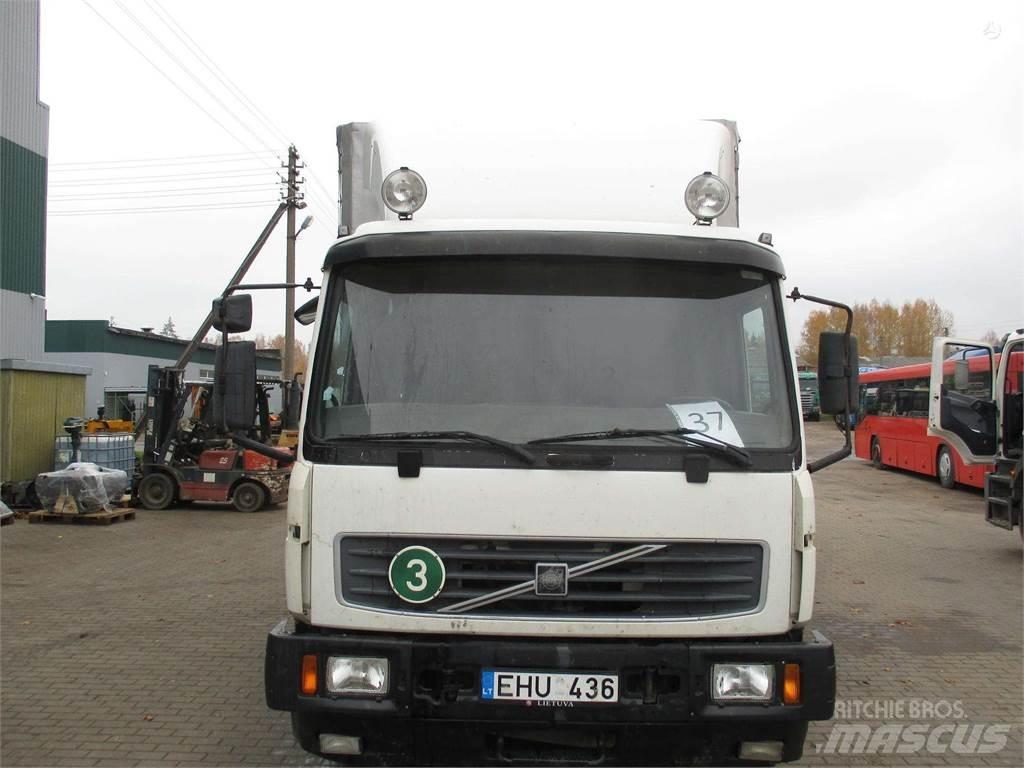 Volvo FL6 Camion à rideaux coulissants (PLSC)