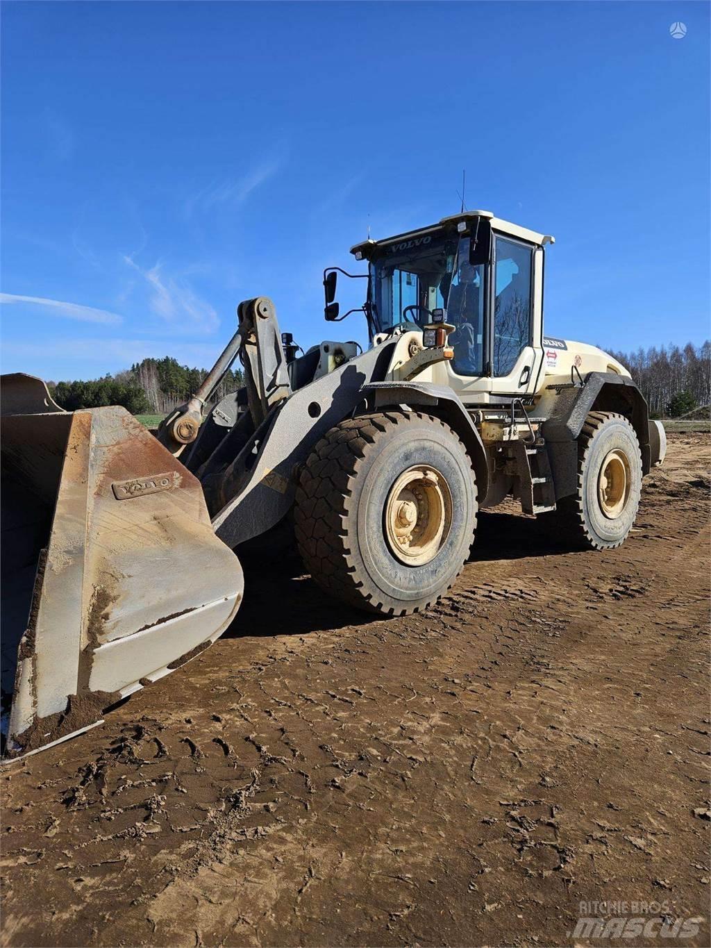 Volvo L120G Chargeuse sur pneus