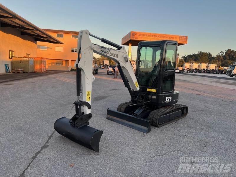 Bobcat E 26 Mini pelle < 7t