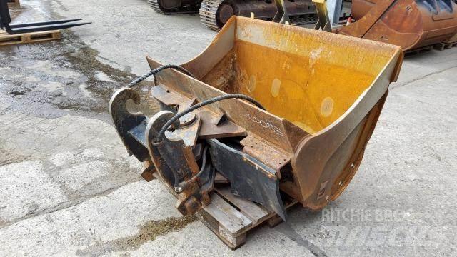 CAT 1600mm CW30s Godet